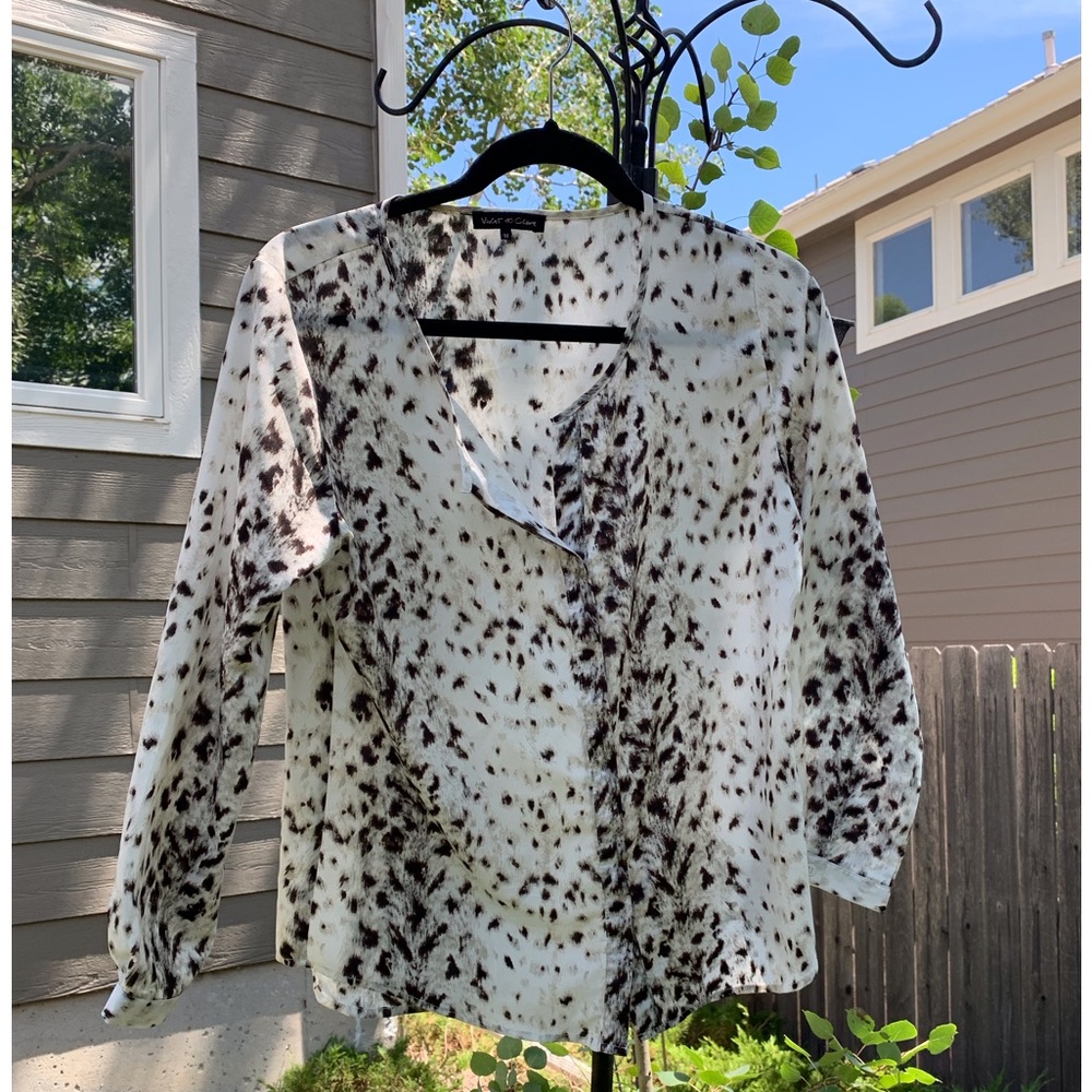 Violet & Claire Woman’s Animal Print Blouse